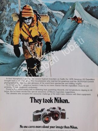 CARTEL ANTIGUO ORIGINAL DE CAMARAS FOTOGRAFICAS NIKON FE 1979 /433