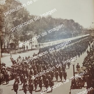 PORTADA CARTEL VINTAGE. DESFILIE MILITAR. DEL FOTOGRAFO ENRIQUE DIAZ 1930 /MILITARIA